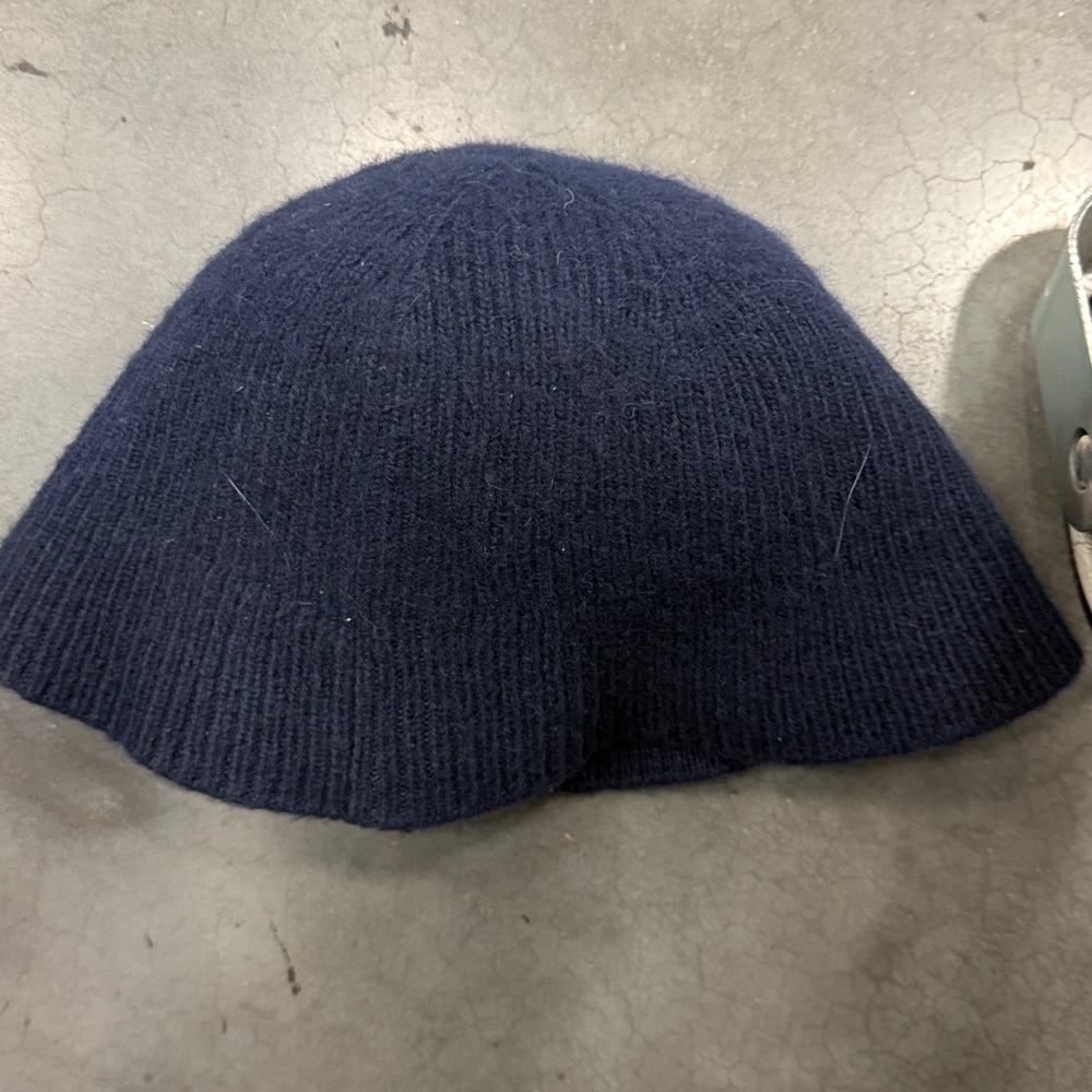 MADEWELL ladies Navy, cap new tag NWT medium/large - Picture 6 of 12